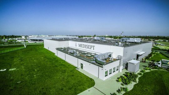 Epidemiolog o koronawirusie: Wiemy, przynajmniej w teorii, co powinniśmy robić