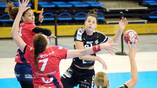 Eurobud JKS Jarosław – MKS Perła Lublin 20:24. Pokonały rywalki i koronawirusa