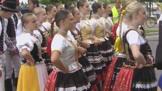 Eurofolk Zamość 2016: Korowód zespołów przeszedł ulicami miasta (wideo)
