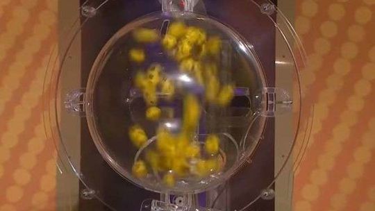 Eurojackpot 2 listopada 2018. Wyniki losowania, zwycięskie liczby. Kto wygra 390 mln zł?