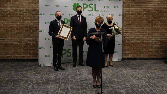 Ewa Dados z Radia Lublin z nagrodą im. Edwarda Wojtasa