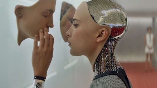 "Ex Machina" W Miasto movie