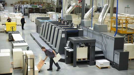 Fabryka za 30 milionów: Intrograf wprowadził się na Felin (wideo, zdjęcia)