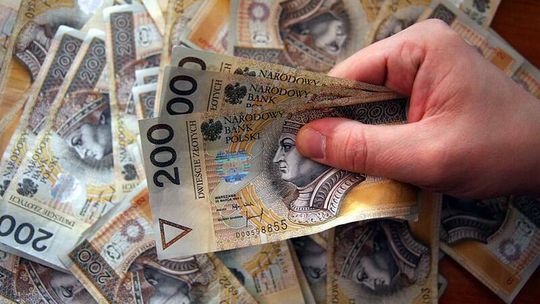 Fajsławice: Są pieniądze na szkołę i halę sportową