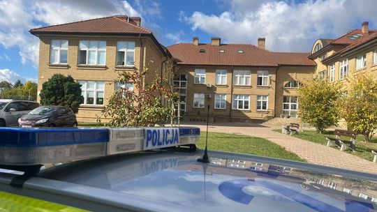 Fala gróźb i niebezpiecznych wpisów. 11 zatrzymanych na Lubelszczyźnie, ratusz rozważa powrót strażników do szkół