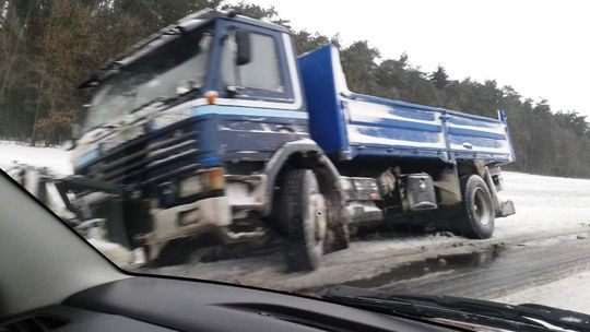 Fatalne warunki na drogach. Wasze zdjęcia