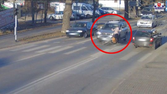 Fatalny wypadek, kierowca SUV-a wjechał w rowerzystkę. Później próbował oszukać policjantów [wideo]