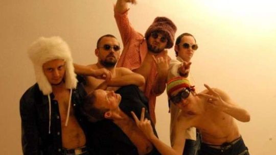 Feral Trees, Naczynia, a może kino? Imprezy w piątek