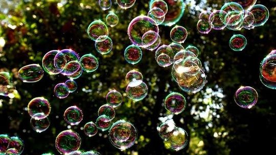 Festiwal Baniek Mydlanych na Felinie