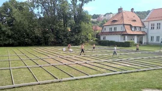 Festiwal Dwa Brzegi w Kazimierzu i Janowcu. Kina już w budowie