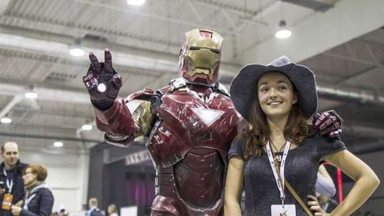 Festiwal Fantastyki Falkon 2016: Znani pisarze, spotkania i wykłady