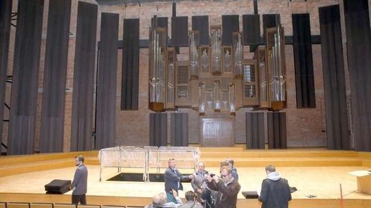 Filharmonia Lubelska po remoncie. Teraz orkiestra i chór nie mieszczą się razem na scenie