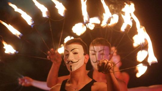 Fireshow na dziedzińcu KUL [zdjęcia]