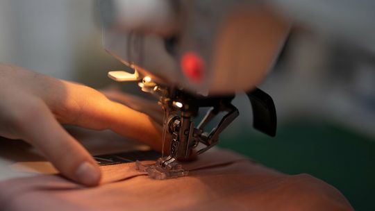 Firma odzieżowa oferuje pracę uchodźcom z Ukrainy