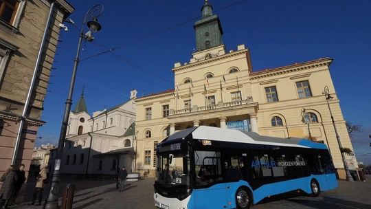 Firma plajtuje, autobusów nie wyprodukuje