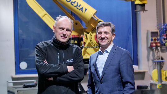 Firma z Konopnicy pod Lublinem stawia na roboty. "Już niedługo naszych gości będzie witał robot"