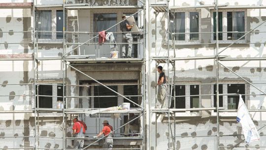 Firmy w Lubelskiem cierpią na brak pracowników. W jakich branżach szukać pracy?