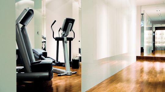 Fitness i wycieczki dla osób po sześćdziesiątce