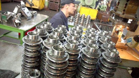 FŁT-Kraśnik: Związkowcy podpisali pakiet socjalny z Chińczykami