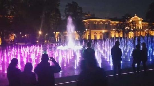 Fontanna na pl. Litewskim w Lublinie. Terminy pokazów w sierpniu