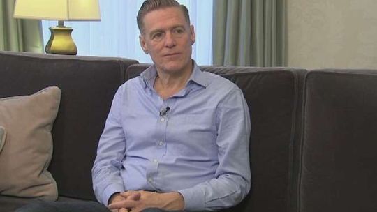 Fotografie Bryana Adamsa w Toruniu (wideo)