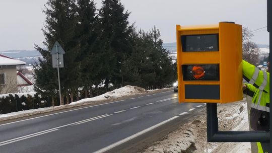 Fotoradary w I półroczu 2025 r. zarejestrowały ponad 324 tys. przekroczeń prędkości