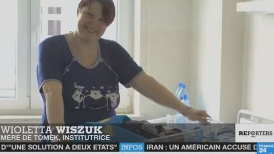 Francuska telewizja o programie 500 Plus. Odwiedziła Białą Podlaskę