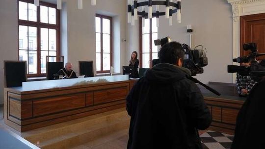 Fryzjer, student i kierowca skazani. Sąd był łagodny dla oszustów