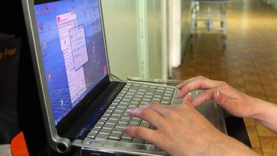 Gadu-gadu z urzędnikiem na 95 95 97