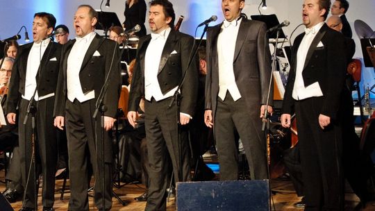 Gala w filharmonii. Zaśpiewa pięciu tenorów
