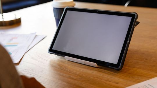 Galaxy Tab S11 vs S10 Lite – który model pasuje do Ciebie?