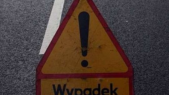 Garbów: Dachowanie samochodu na S17