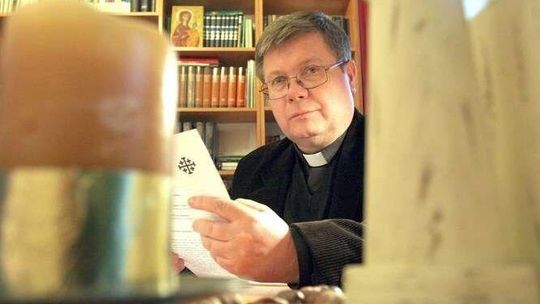 "Gdzie ksiądz miał rozum, żeby wzywać policję?". Profesor z KUL komentuje zdarzenia z Bełchatowa