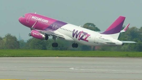 Gdzie najczęściej latamy z lotniska w Świdniku? Ile płacimy za bilet? Port zamówił analizy