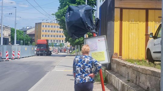 Gdzie przystanek, gdzie autobus? Duże zmiany koło dworca PKP. Mamy graficzną ściągawkę