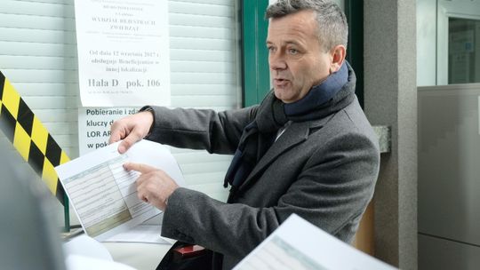 "Gdzie te 17 milionów złotych?". Kandydat na senatora oskarżany o wyłudzenia broni się filmem