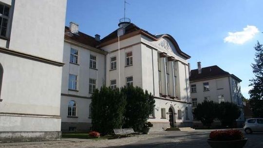 Gdzie zniknęły szkolne pieniądze? Dyrektor zawiadamia prokuraturę