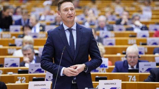 Geblewicz: samorządy muszą być włączone w proces decyzyjny dotyczący zwalczania terroryzmu