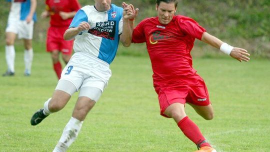 GKS Dąbrowica – Opolanin 0:0, zwycięstwa Granitu, Amatora i POM Iskry