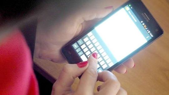Głuche telefony w Urzędzie Marszałkowskim. Od roku urzędnicy mają problem z brakiem zasięgu