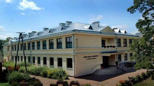 Gmina Końskowola z trzema podstawówkami?