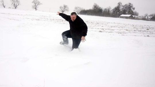 Gmina nie odśnieża, bo za mocno wieje. Kuriozalna rozmowa telefoniczna (posłuchaj)