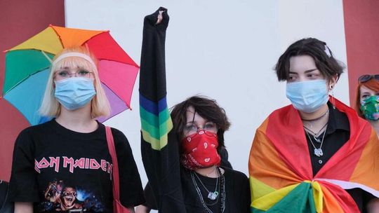 Gmina z lubelskiego przegrywa w sądzie. Uchwała anty-LGBT niezgodna z prawem