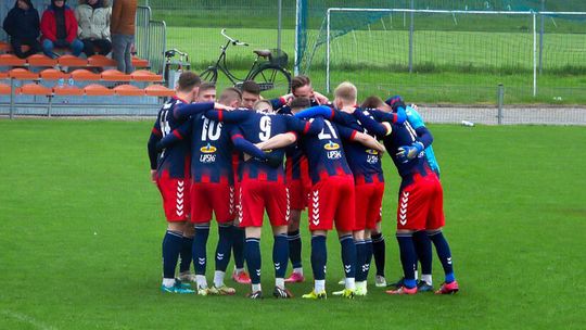 Gol z połowy boiska w Końskowoli, Opolanin zapewnił sobie trzecie miejsce i utrzymanie