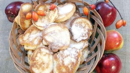 Golonka, karp, a może racuszki? Siedem dań z piwem