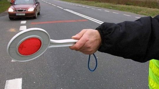 Gorąca noc w Okunince. Kilkudziesięciu policjantów, 730 skontrolowanych