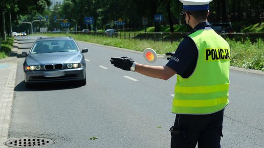Gorący weekend na lubelskich drogach. 550 wykroczeń, 19 kierowców straciło prawo jazdy