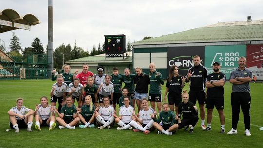 Górnik Łęczna bardzo łatwo ograł Stomilanki Olsztyn i wciąż pozostaje niepokonany w Orlen Ekstralidze