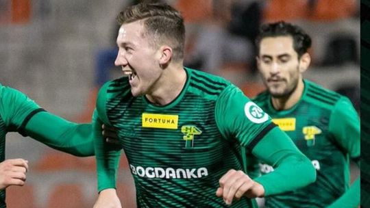 Górnik Łęczna dominował w pierwszej połowie, cierpiał w drugiej, ale wygrał w Głogowie [zobacz bramkę]