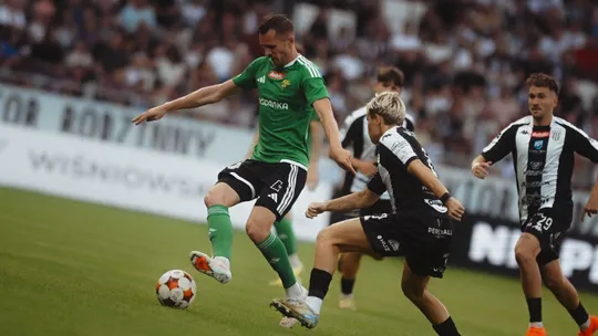 Górnik Łęczna goni Avię Świdnik. Wyniki i tabela Betclic II Ligi po piątej kolejce